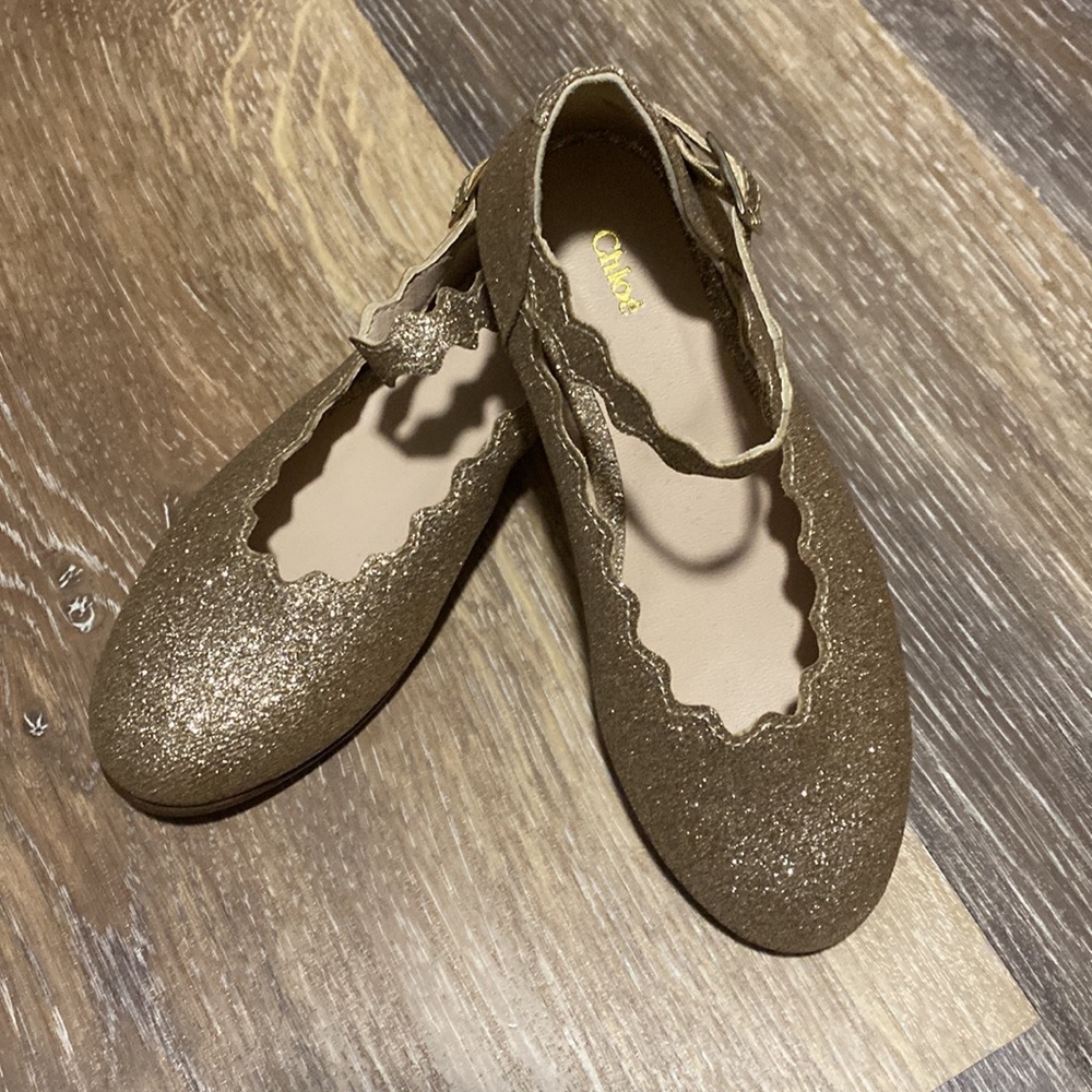 Chloe scalloped toe mary jane size 30 kids (12/12.5) NWOT